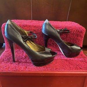 Sam Edelmen Black Leather Peep Toe Pumps
